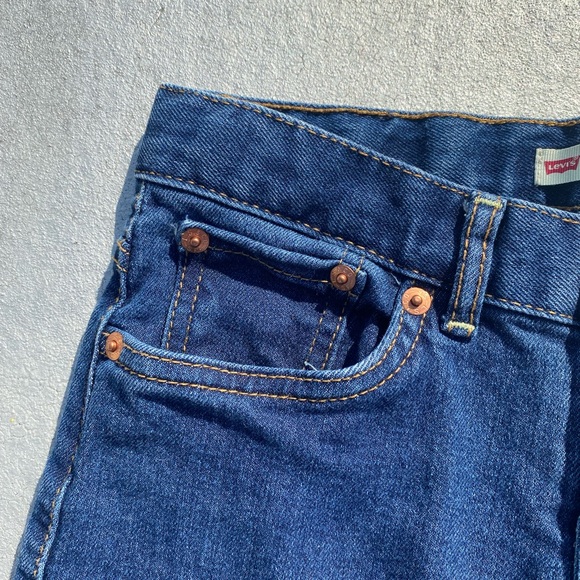 LIKE NEW Kids’ Levi’s High Rise Ankle Straight - Picture 7 of 12